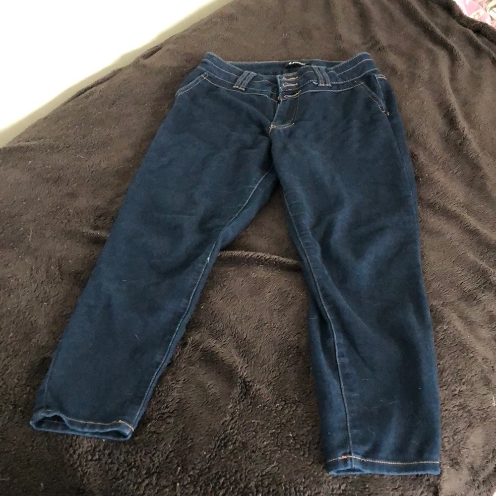 Dark blue jeans.